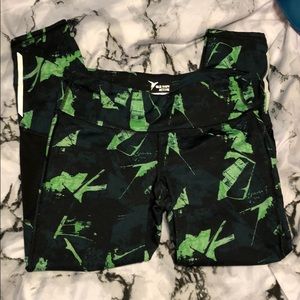 OLD NAVY WORKOUT LEGGINGS
